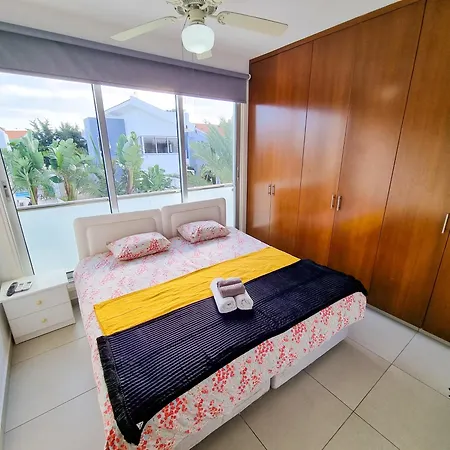 With Private Pool And Bbq * Perivolia